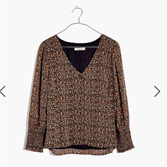 (Re)sourced Georgette Smocked-Cuff Button-Front Shirt in Folktale Paisley - Picture 5 of 5